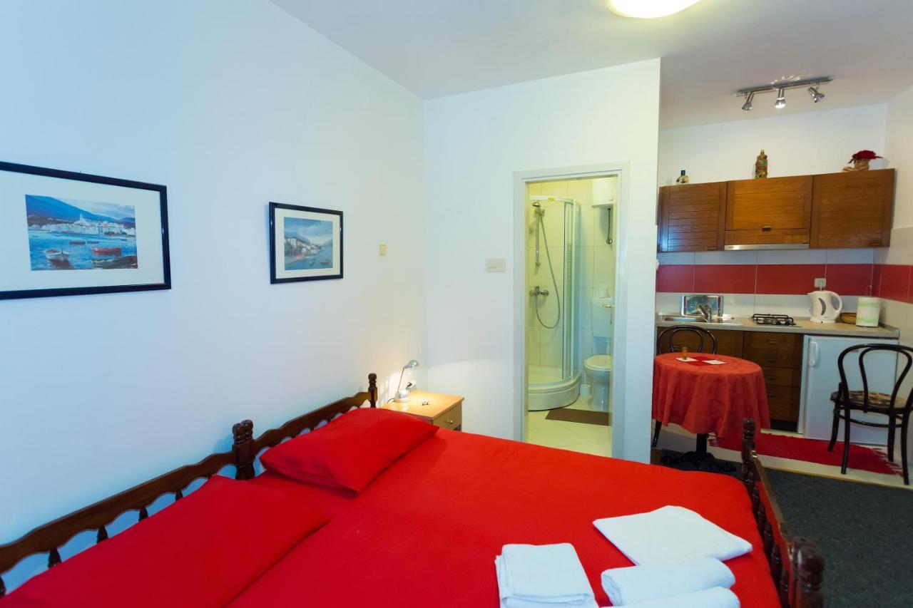 Studio Apartment Boksic Mlini Extérieur photo